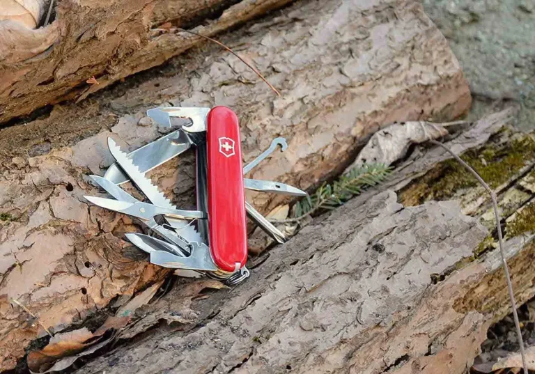 8 Best Hiking Multi-Tools in 2026