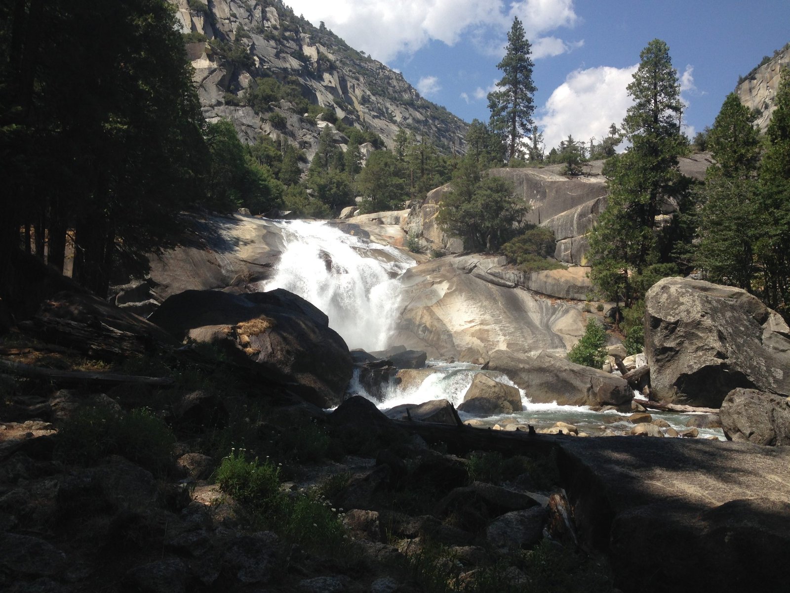 Mist Falls along the Rae Lakes Loop, Kings Canyon National Park